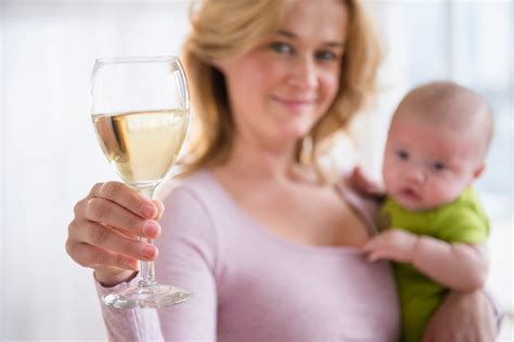 'Mummy needs wine' mentality 'a symptom of mothers unable to cope ...
