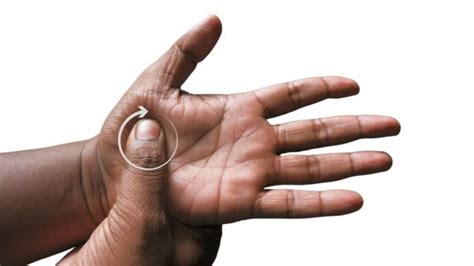 4 Effective Trigger Thumb Exercises and Tips to Ease Pain