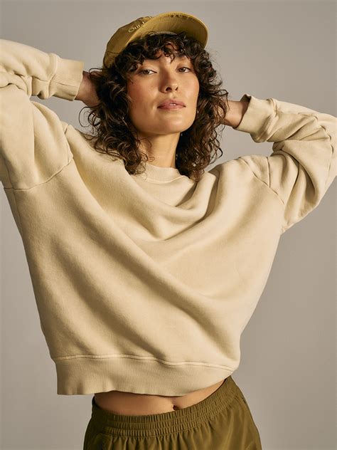Women’s Sweatshirts & Jackets – Outdoor Voices