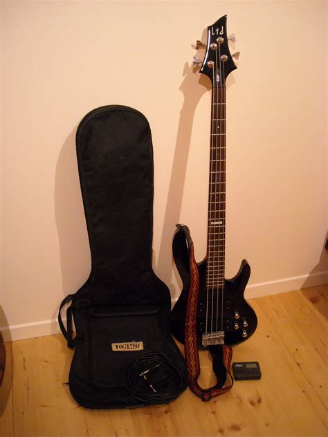 B-104 - LTD B-104 - Audiofanzine