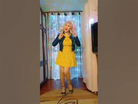 Слышь малая🤩 - YouTube