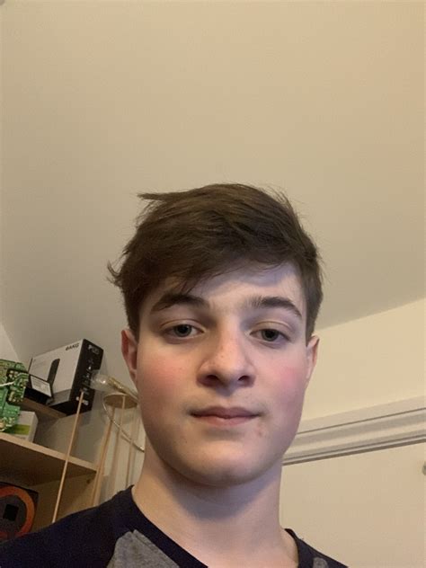 JJ (@JJ84028847) / Twitter