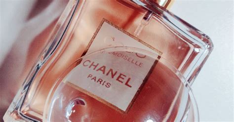 perfume coco chanel foto profissional gratuita