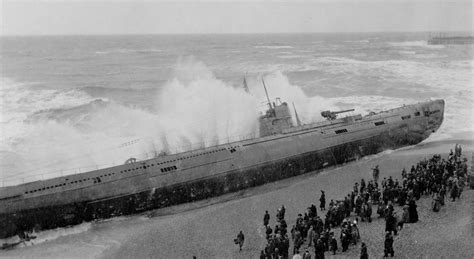 German U-Boat U-118 on Hastings Beach : r/submarines
