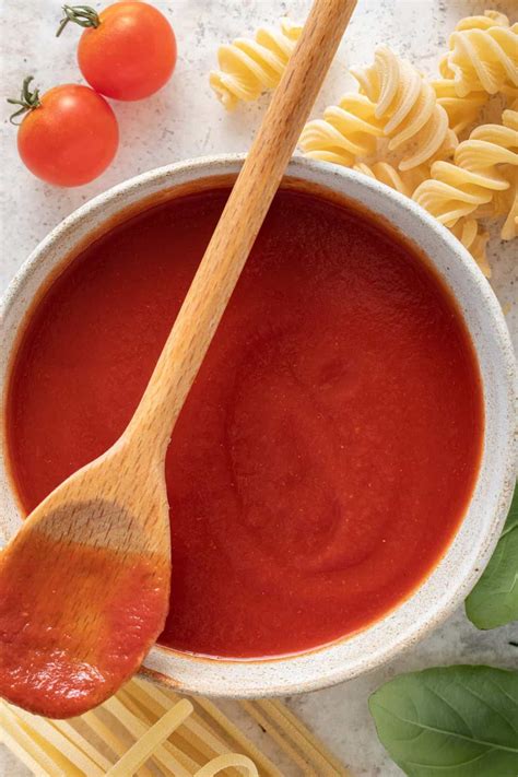 how to make sauce from tomato paste