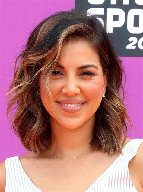 Liz Hernandez Style, Clothes, Outfits and Fashion • CelebMafia