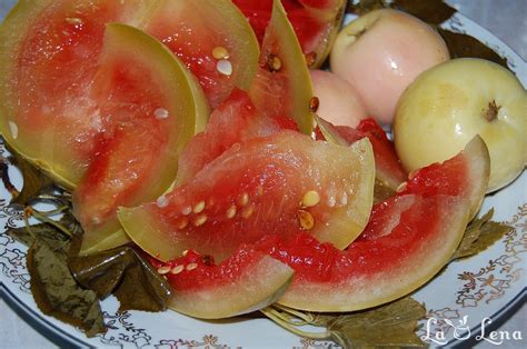 pepene verde murat la butoi lalenaro