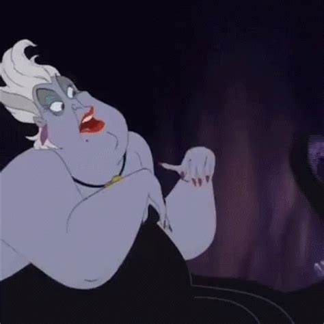 Ursula Ursl GIF - Ursula Ursl Usla - Discover & Share GIFs