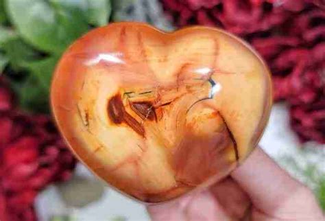 Carnelian Stone - Heal with Crystal