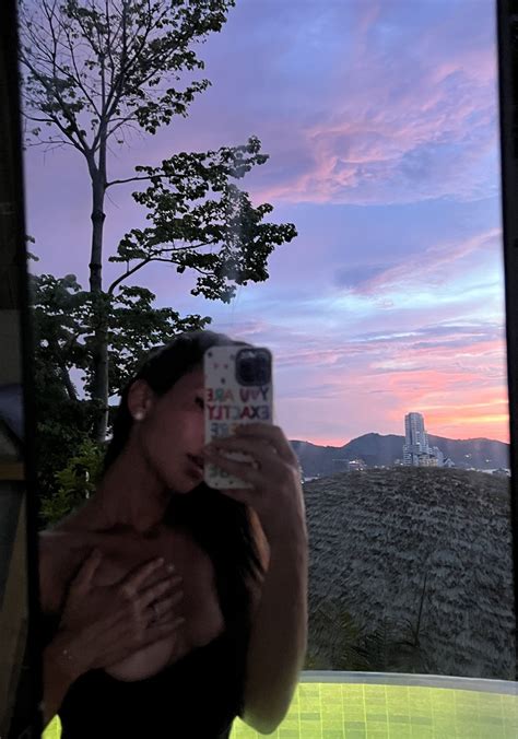 Ellie Leen on Twitter: "Send your location, come through ️‍🔥📍 https://t