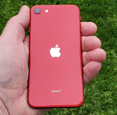 Apple iPhone SE (2020) review: An affordable, capable business phone ...