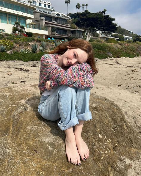 Samantha Cormier - wikiFeet