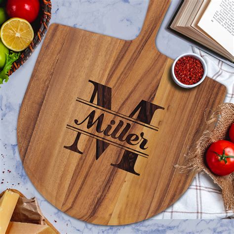 Custom Personalized Acacia Wood Pizza Board with Handle