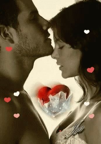 Love Couple GIF - Love Couple Kiss - Discover & Share GIFs