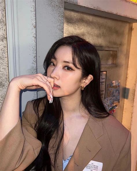 Dahyun Makes Acting Debut in Upcoming Sports Drama