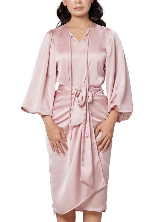 Astor Dress in Blush Pink – Alunns Malaysia