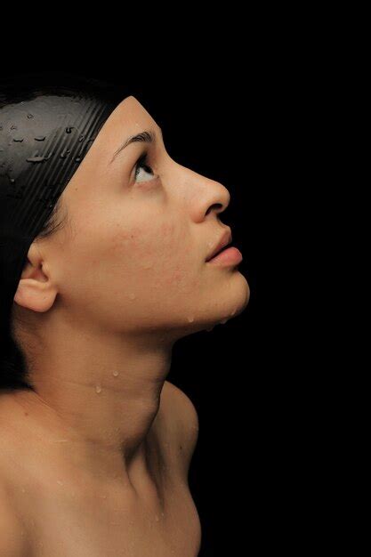 Free Photo | Woman with a swimming cap