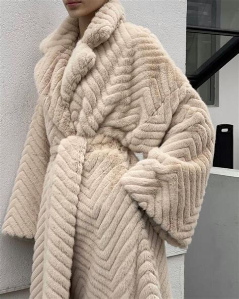 ЖЕНСКАЯ ОДЕЖДА | МОСКВА (@ioro_store) • Instagram photos and videos