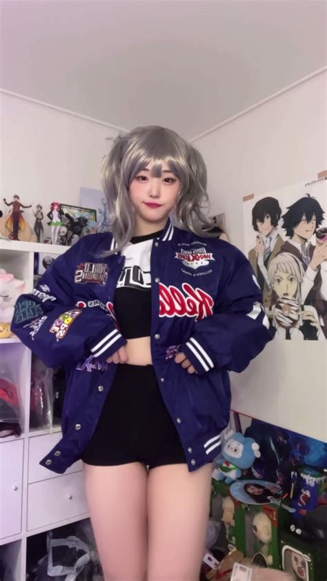 긴 가발 묶어서 짧게했다 걸림 | 냥뇽녕냥👻 (@i_am_young22)