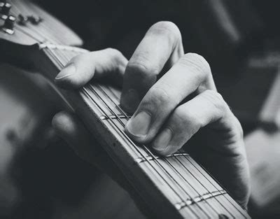 cuales son las notas de cualquier acorde guitarmoniaes