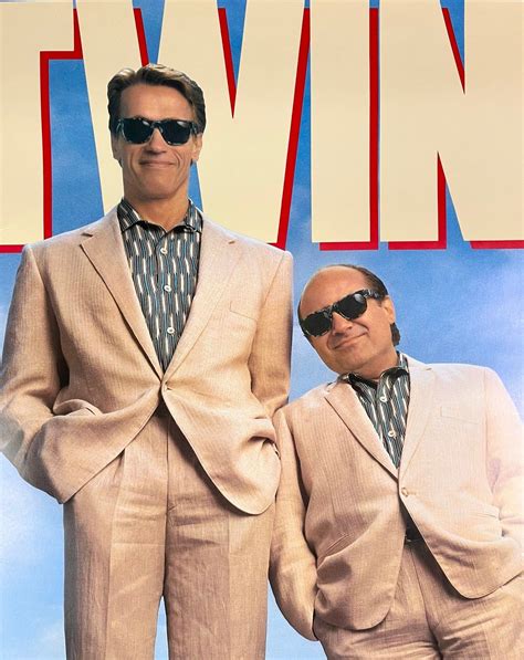 Twins - 1988 | Arnold schwarzenegger, Kelly preston, Twins 1988