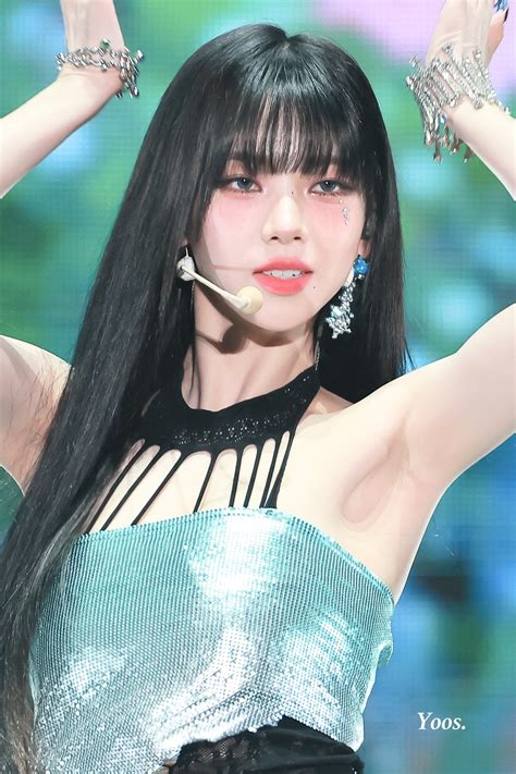 AESPA - KARINA 231010 COMPILATION : r/KpopArmpit