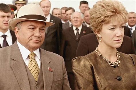 Как одевалась раиса горбачева (60 фото)