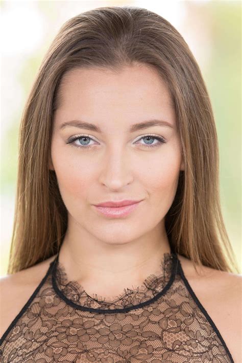 Dani Daniels - Movies, Age & Biography