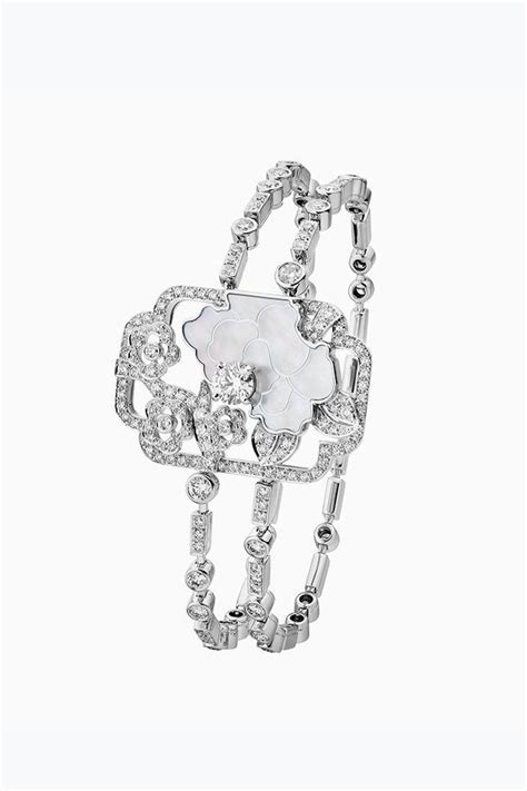 Украшения Chanel Coromandel с цветами и птицами, как с китайских ширм ...