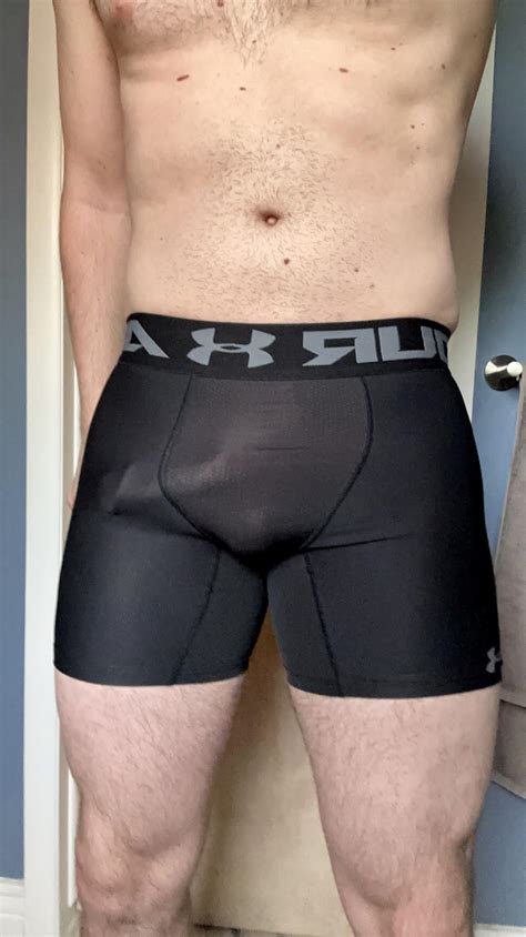 Compression shorts bulges are the best kind of bulges : r/Bulges