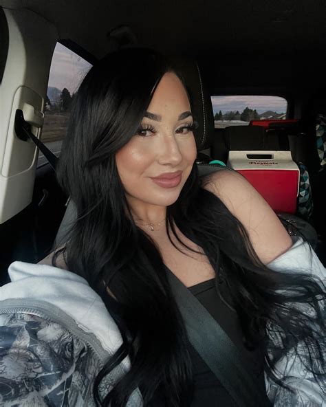 presley stoos (@presleystoos) • Instagram photos and videos