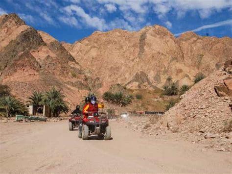 Sharm El Sheikh: safari nel deserto in quad e viaggio in parapendio ...