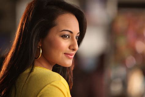 Bollywood All Actress Photo / Which are some sensual photos of