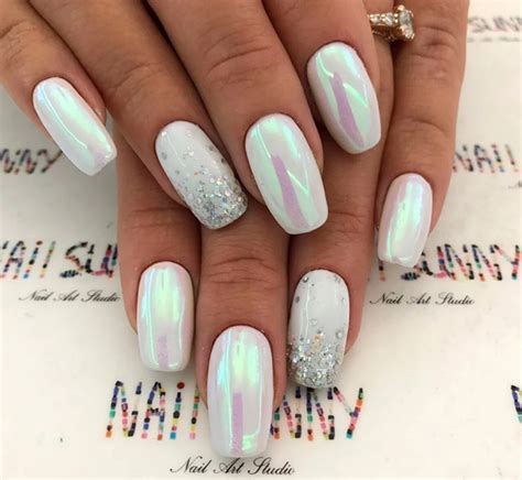 Маникюр белый с блёстками | Новости моды | Perfect nails, Opal nails, Nails