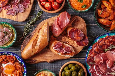 Пазл мясное меню - разгадать онлайн из раздела "Еда" бесплатно