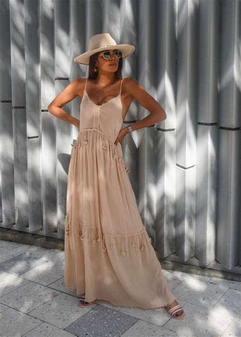 Aria B Nude Slide Sandals – STYLED BY ALX COUTURE