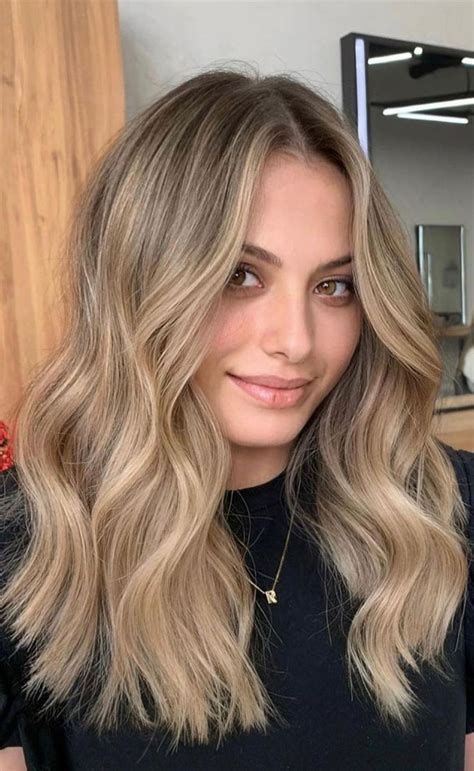 15 Dirty Blonde Shoulder Length Hair