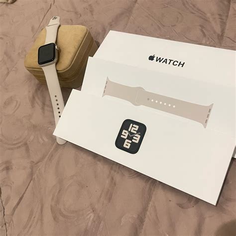Jual Apple Smart Watch SE (Gen 2) | Starlight | 40mm | 32Gb | Shopee ...
