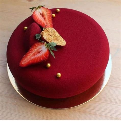 Delicious Strawberry Cake with Gold Sprinkles