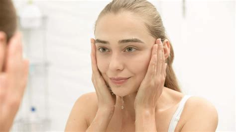 3 Common Teen Skin Conditions - Face Doctor Natural Treatment