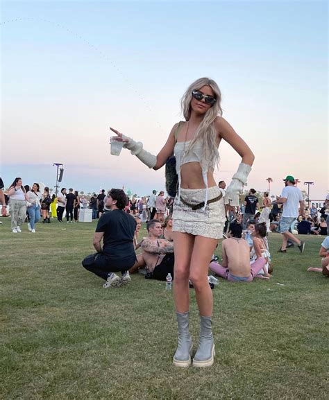 Alissa Violet Nude LEAKED Private Pics & Porn Video