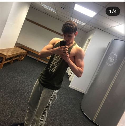 1 year of lifting. Sixteen yrs old : r/nattyorjuice