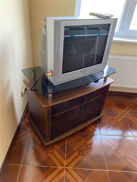 Продам телевизор самсунг.