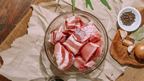 What Temperature Is Pork Safe to Eat? Safety Guidelines - Taste It with Tia