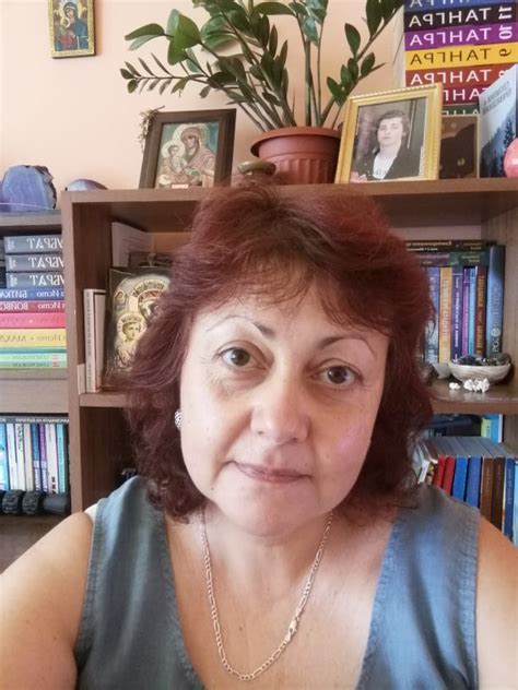 Нина Ангелова