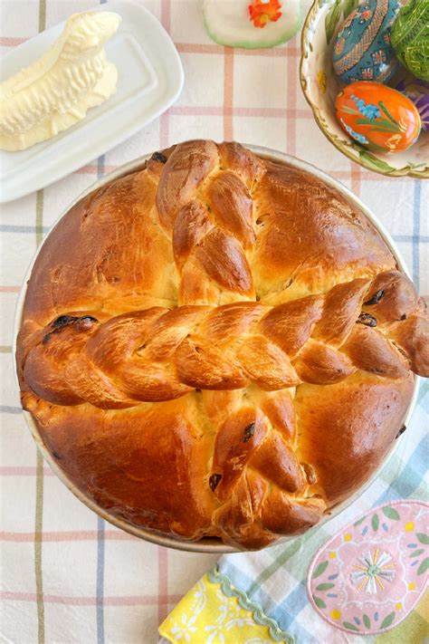 Paska Bread (Easter Bread Recipe) - Meatloaf and Melodrama