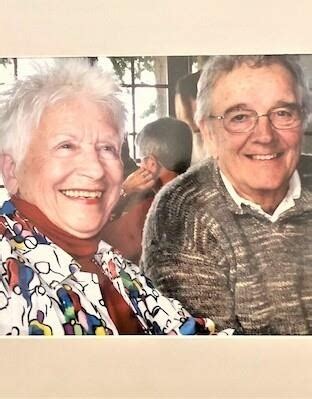 Green Bay Press Gazette Obituaries (Last 3 Days): A Legacy of Love and Loss - p8o00sa