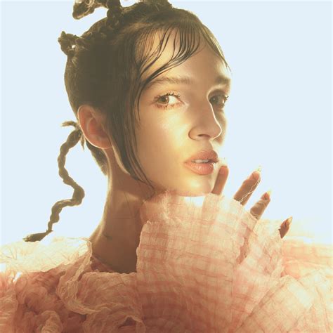 Poppy Takes Her Sound Into Her Own Hands, Channels Anger With “Flux