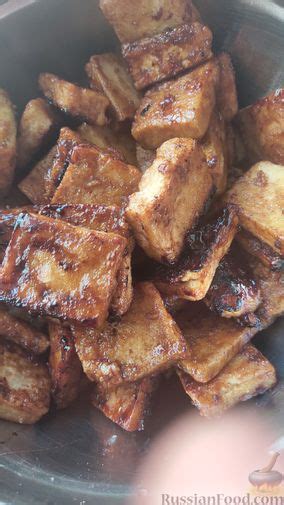 Рецепт: Жареный тофу в соево-медовом соусе с чесноком на RussianFood.com