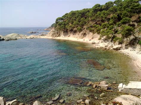 Cala del Cap de Planes Beach - 2025 Guide (with Photos) | Best beaches